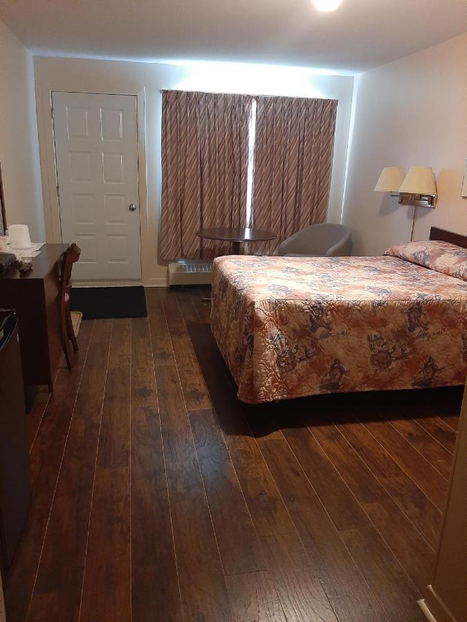 Motel Vaudreuil Dış mekan fotoğraf